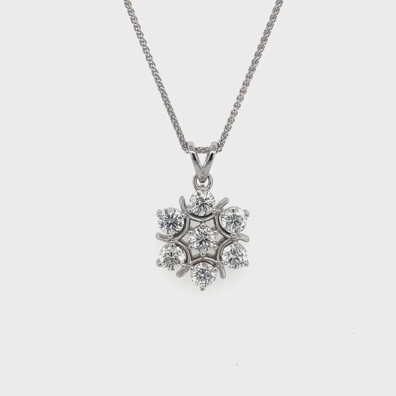 1.41 - 1.45ct Round Brilliant Diamond Pendant in 18k Gold