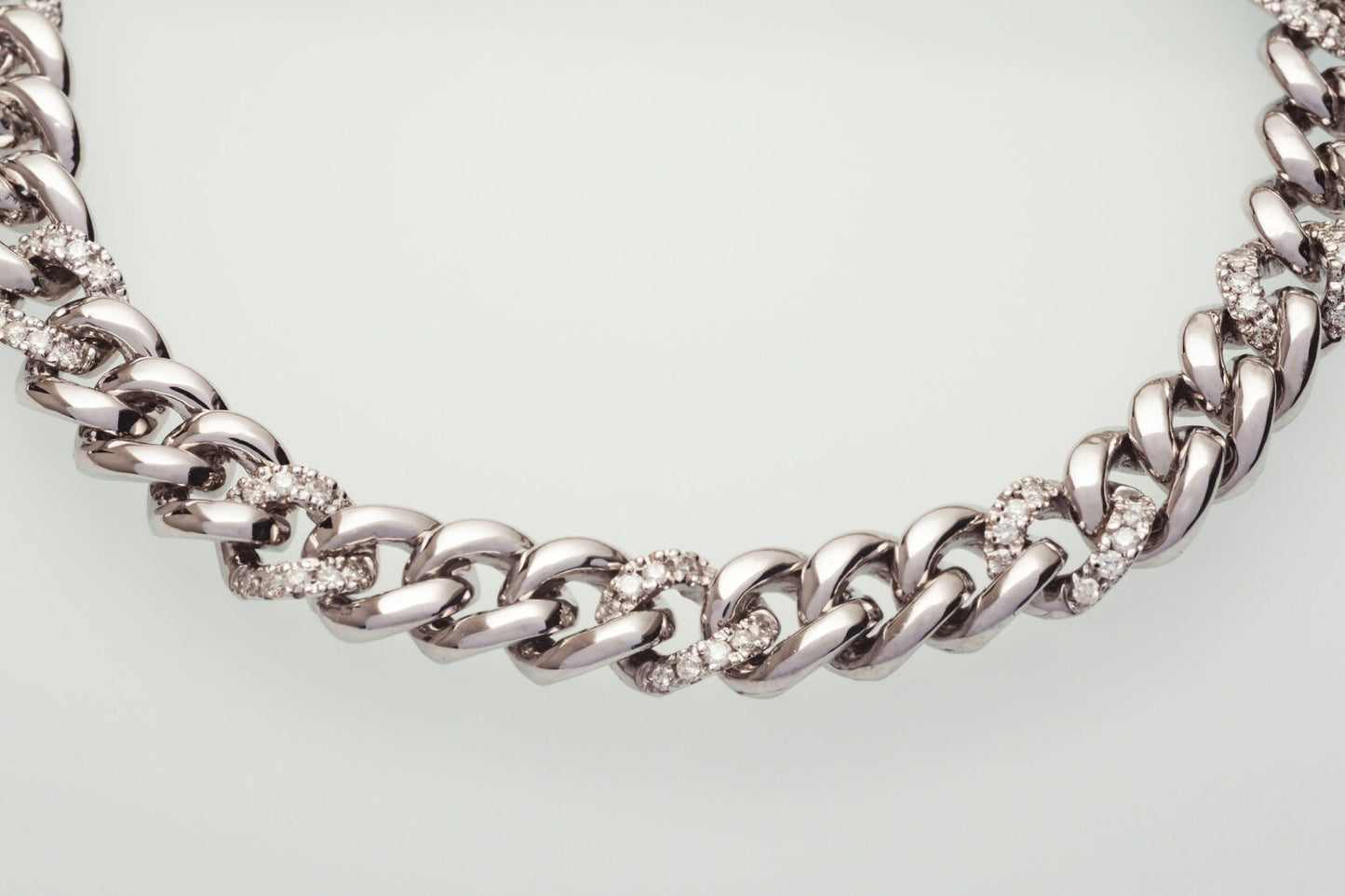 20cm Curb Natural Diamond Bracelet in 18k White Gold