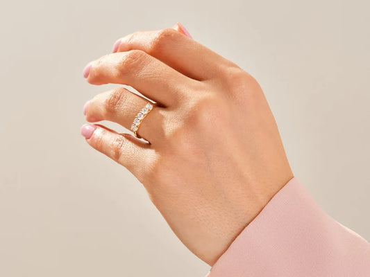 0.50ct Five-Stone Trellis Diamond Wedding Band in 9k Gold