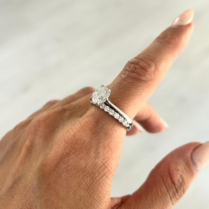 2.60ct Round Brilliant Cut Lab-Grown Diamond Engagement Ring Bridal Set in Platinum – IGI Certified