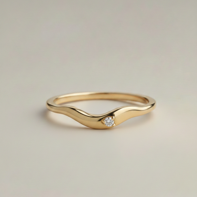 The Diamond Wave Pinky Ring