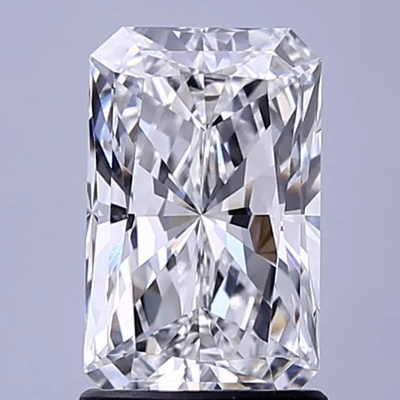 1.61ct Radiant Lab Grown Diamond (Colour E, Clarity VVS1, IGI Certified)