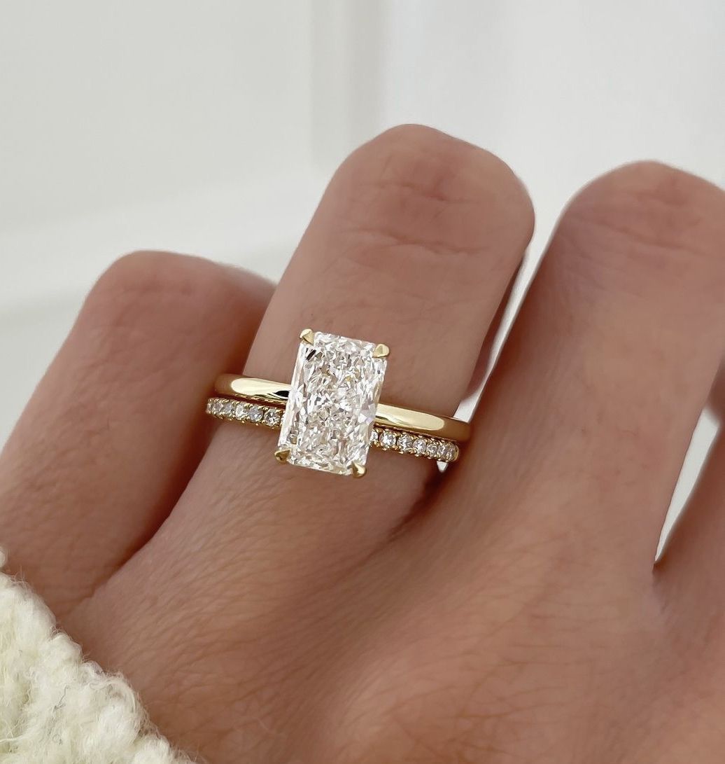 3.25ct Radiant Cut Lab-Grown Diamond Solitaire Engagement Ring Bridal Set in 9k Gold – IGI Certified
