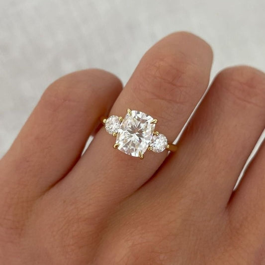 2.61ct Cushion & Round-Cut Lab-Grown Diamond Trilogy Engagement Ring Set in 9k Gold – IGI Certified