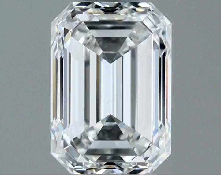 1.00ct Emerald Cut — Natural Diamond
VS1 Clarity | H Colour | Excellent Cut | Excellent Polish | No Fluorescence GIA Certified